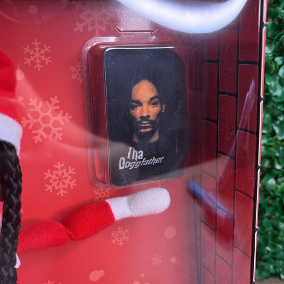 Snoop on The Stoop Volume 3 Snoop Dogg 12” Christmas Red Plush Figurine - Picture 7 of 10